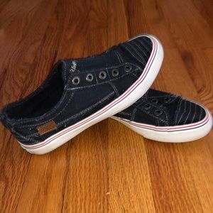 Womens Blowfish Malibu Play Slip On Navy